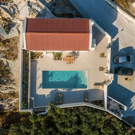 Froudi Near Falaserna * Kissamos